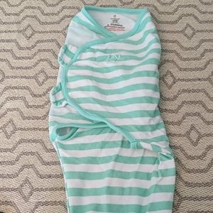 Large nwot swaddle me Velcro swaddle